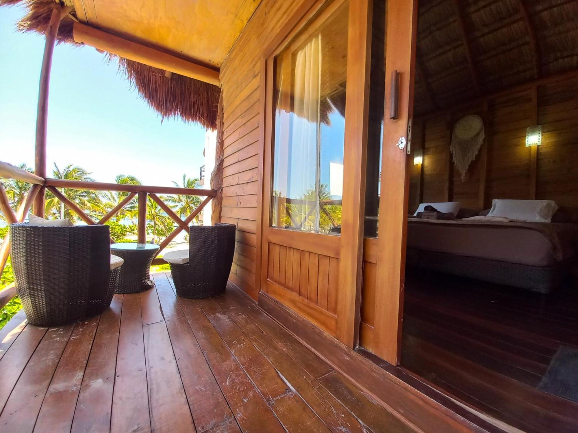 Palmeras De Mahahual Cabanas Номер фото