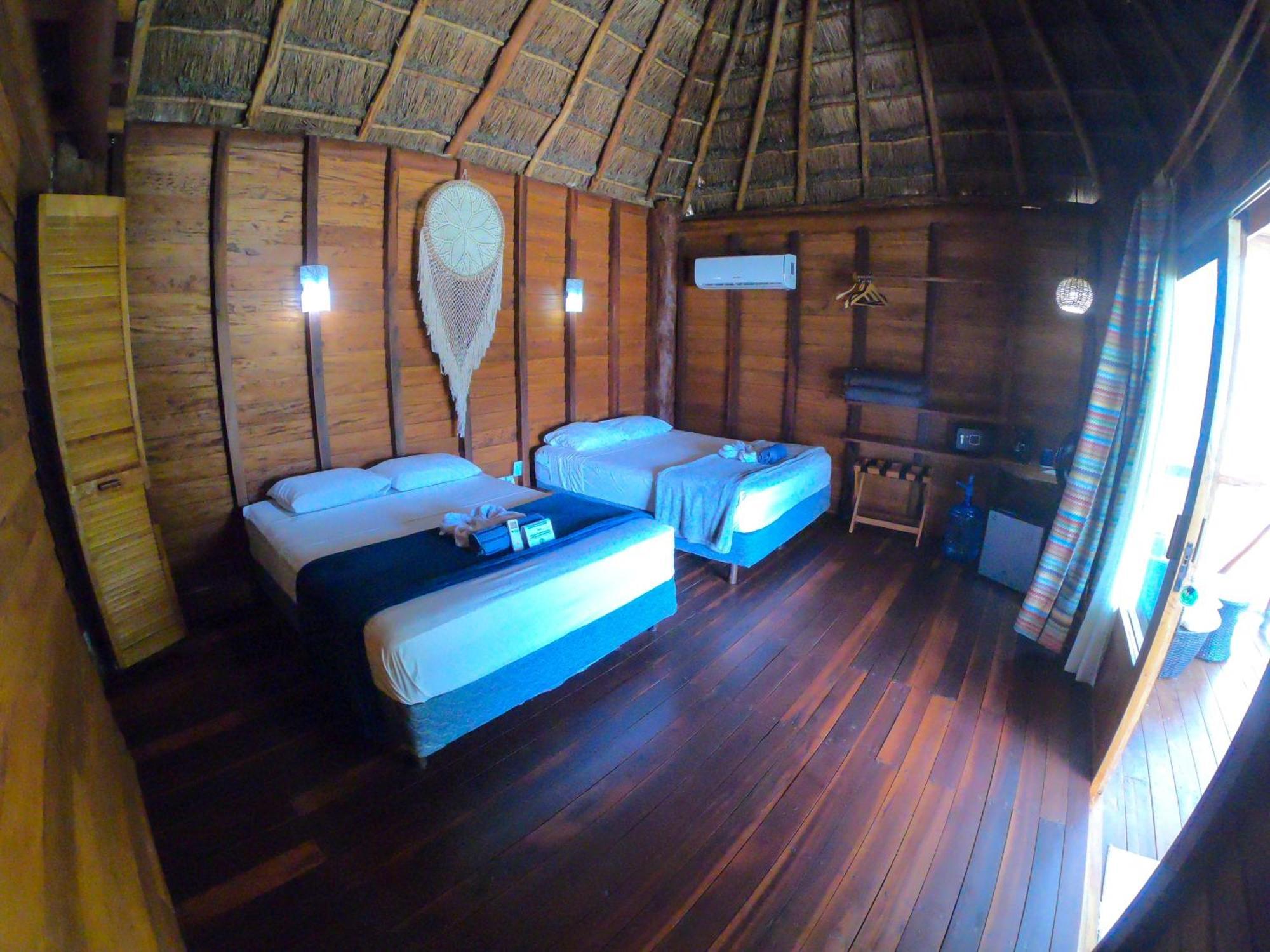 Palmeras De Mahahual Cabanas Номер фото