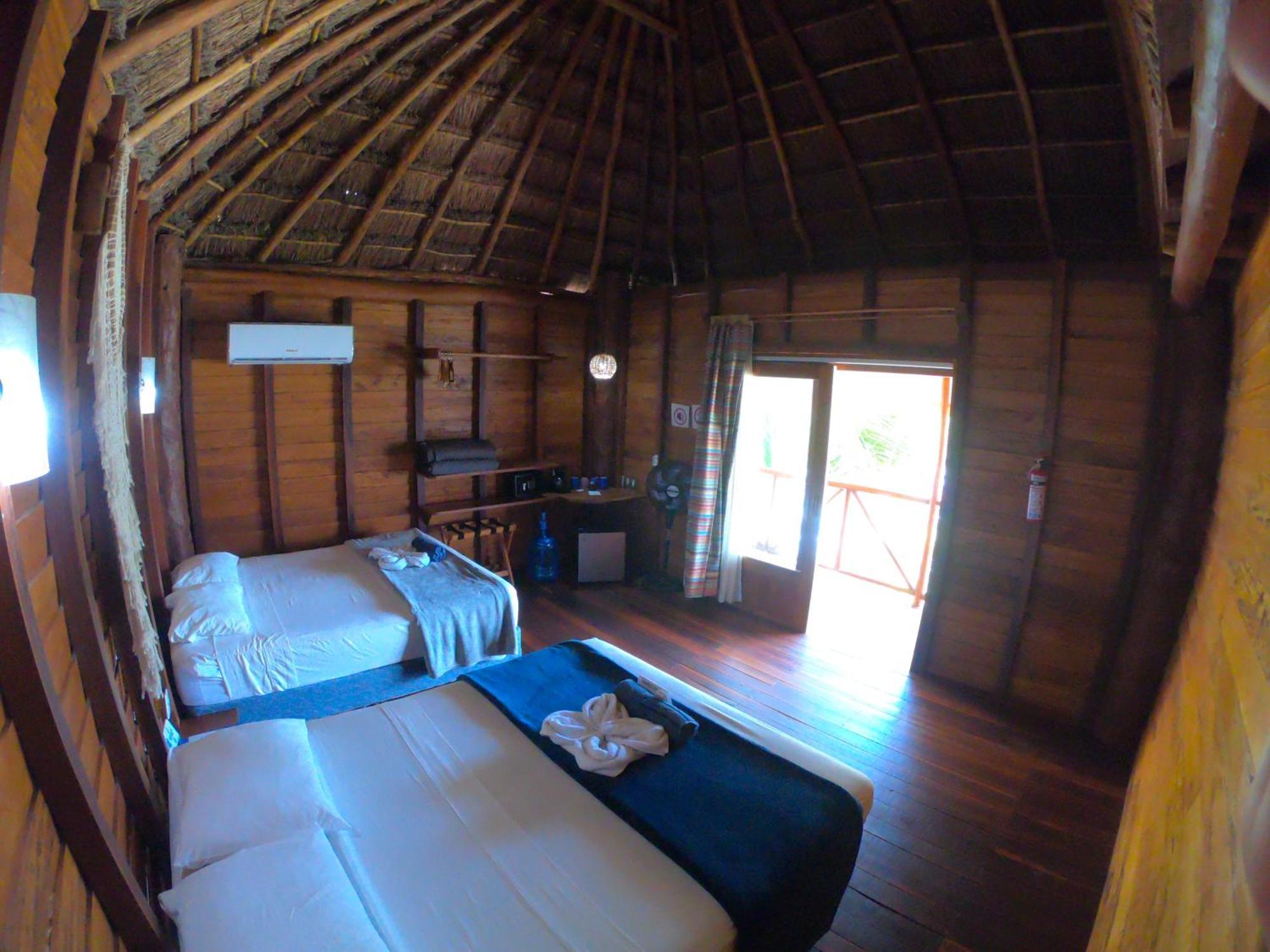 Palmeras De Mahahual Cabanas Номер фото