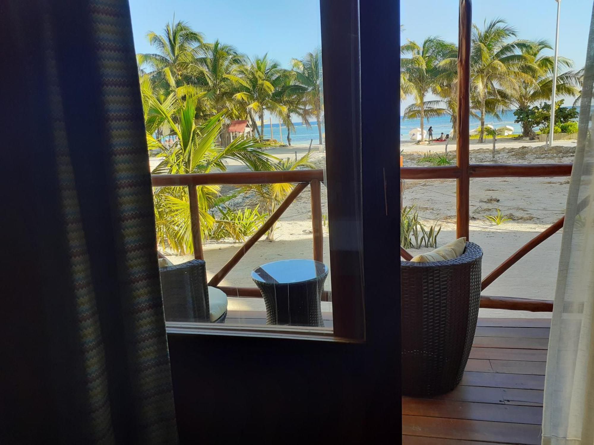 Palmeras De Mahahual Cabanas Номер фото