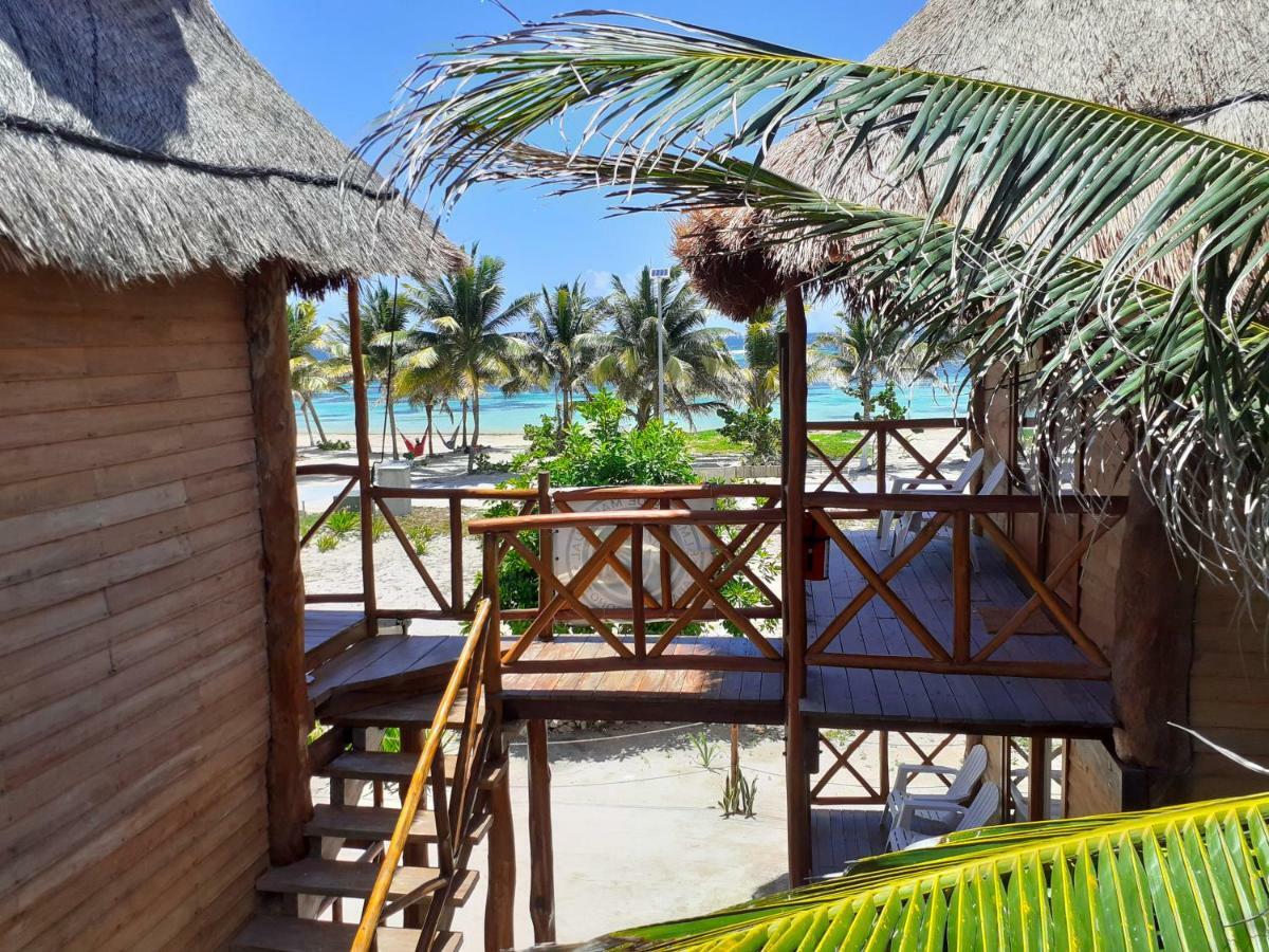 Palmeras De Mahahual Cabanas Экстерьер фото