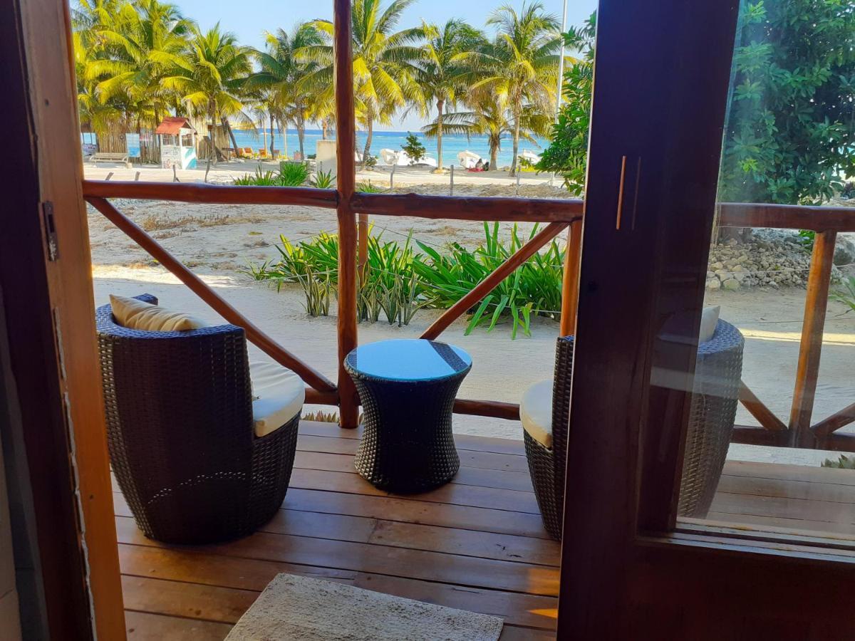 Palmeras De Mahahual Cabanas Экстерьер фото